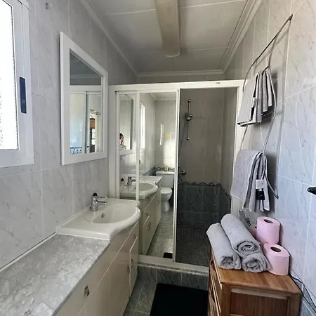 De Luxe Espagnole Villa *