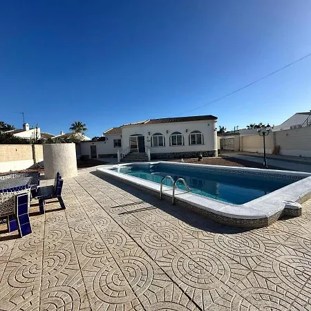 De Luxe Espagnole * Los Montesinos