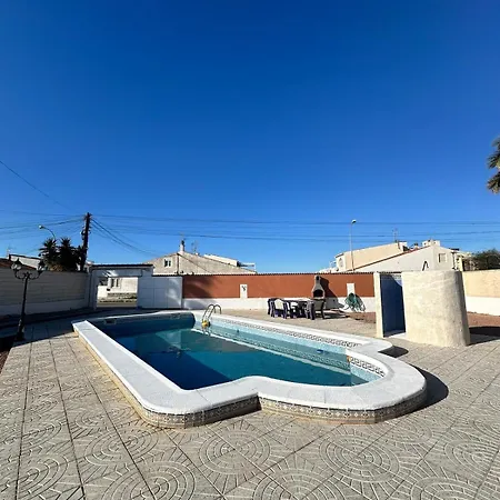 De Luxe Espagnole Willa *