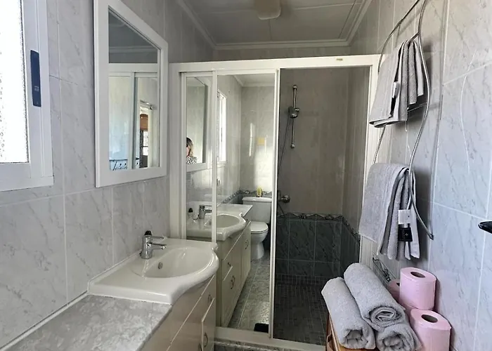 De Luxe Espagnole Villa *